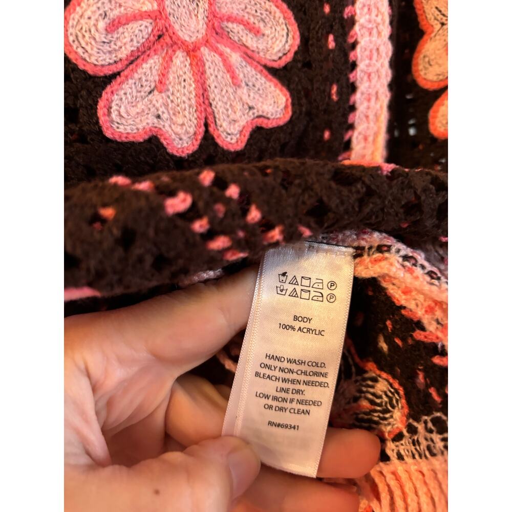 NWT House of Harlow 1960 Crochet Fringed Poncho Pink Bows OS Brown Boho - Picture 5 of 6